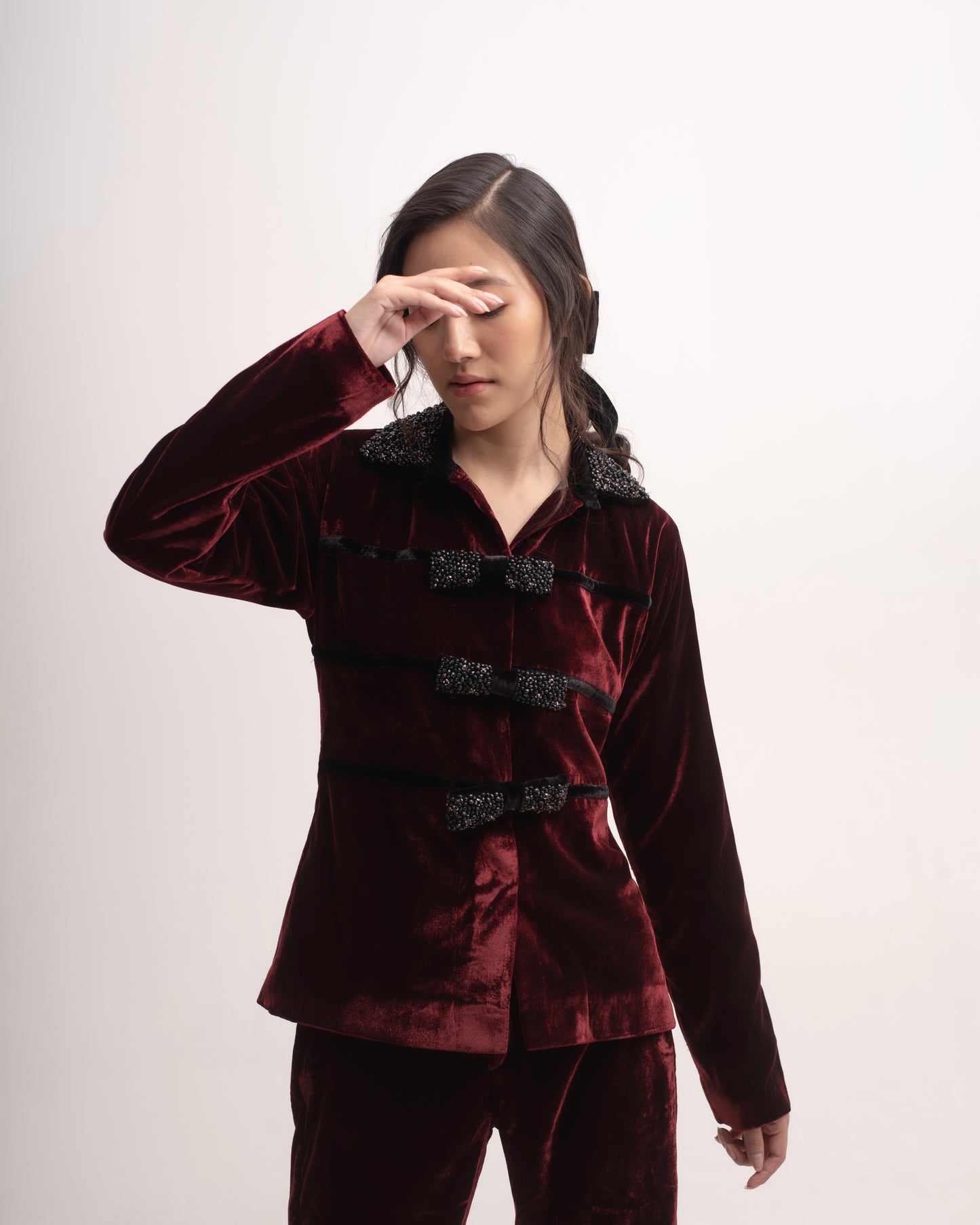 Silk-velvet collared shirt jacket with embellished bows